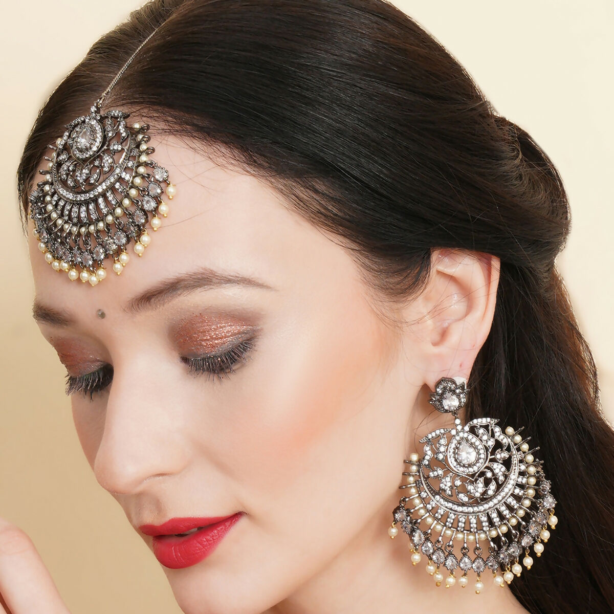Diamond Earrings with Matching Maang Tikka- Ruby Raang | Grocsy