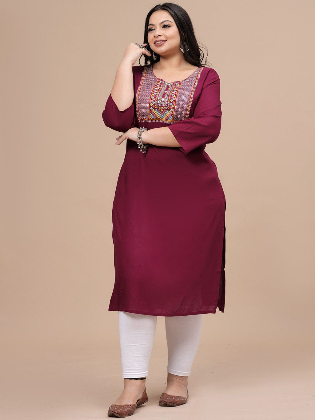 Sztori Women Ethnic Motifs Thread Work Kurta | Grocsy