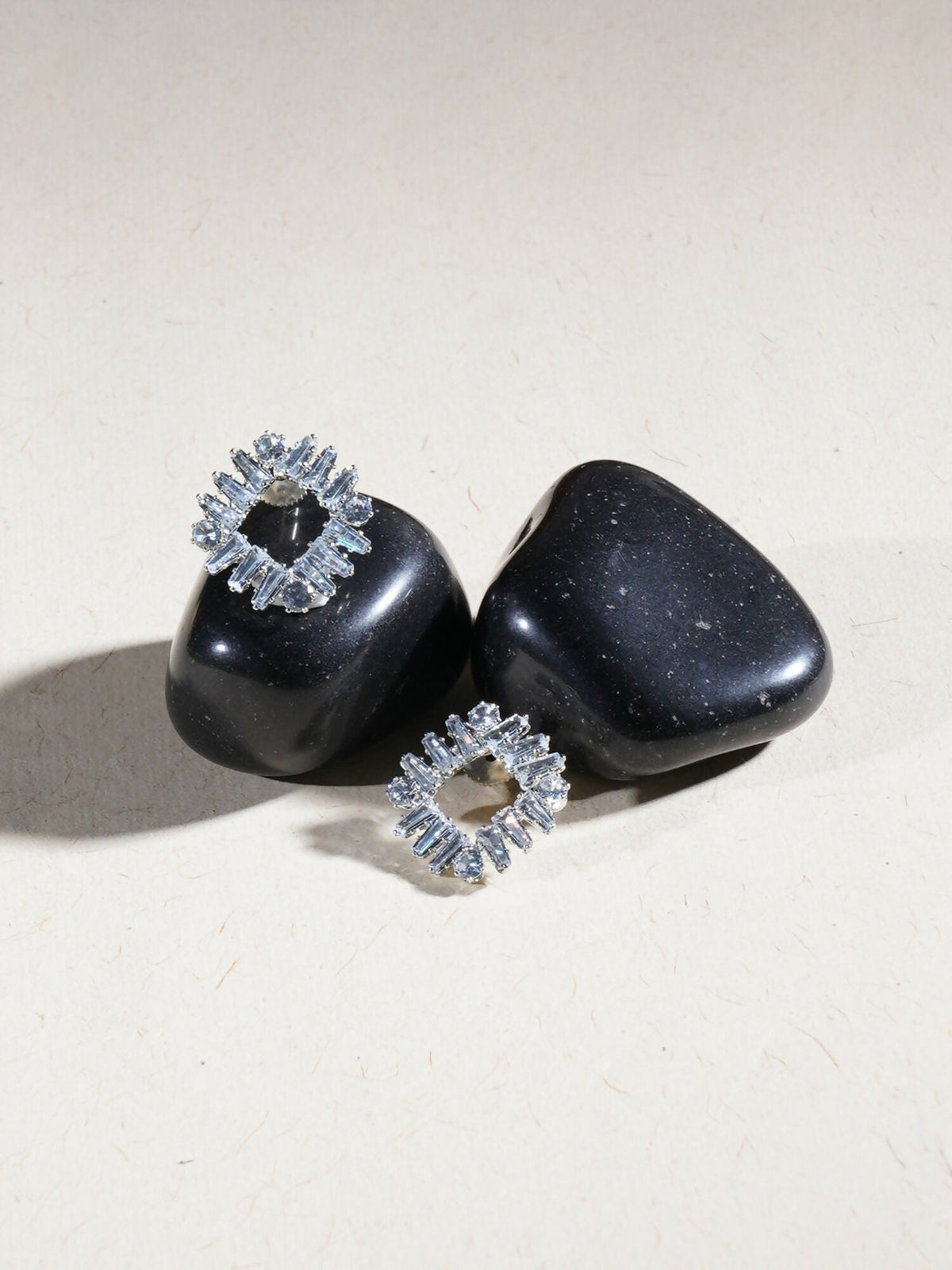 stone stud (white) - Ruby Raang | Grocsy