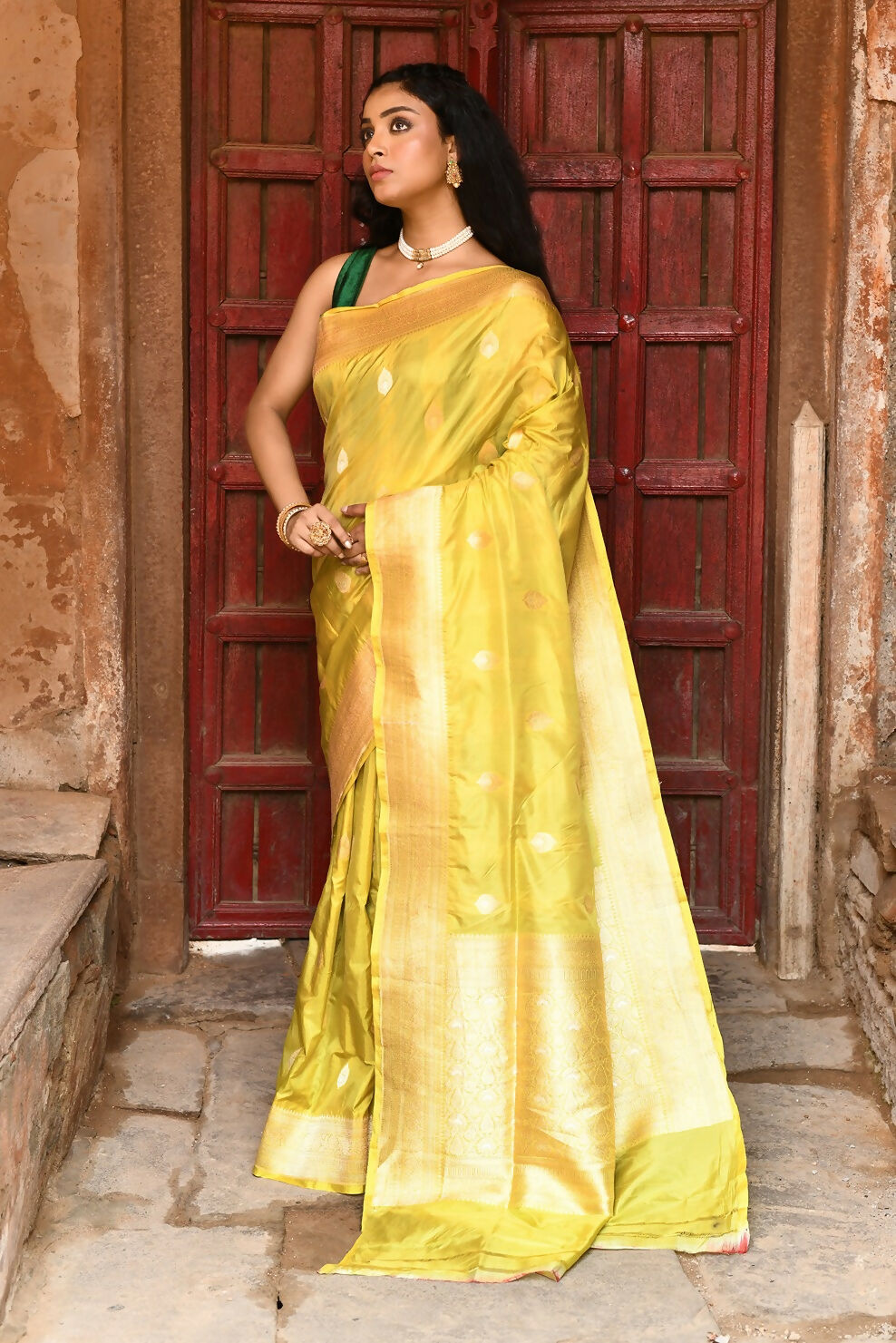 Joban Fashion Yellow Pure Katan Pure Handloom Banarasi Silk Saree | Grocsy
