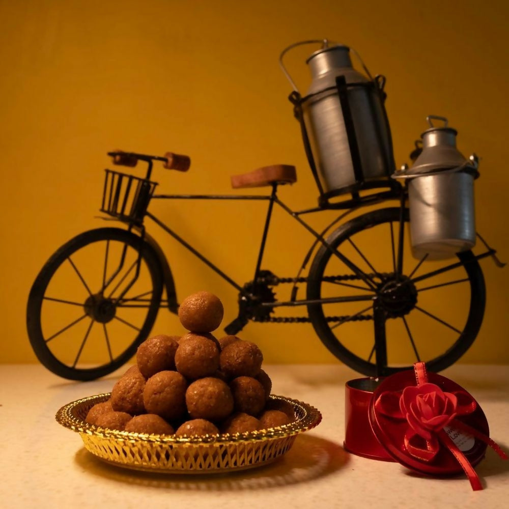 Pothgaal Sweets Coconut Laddu | Grocsy
