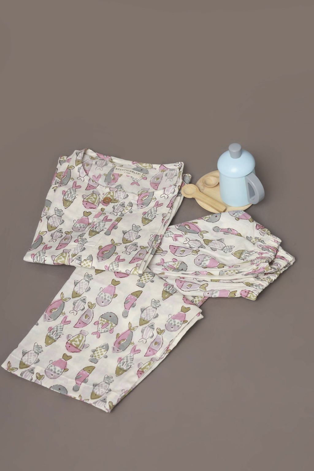Breathables White & Yellow Tortoise Cotton Nightsuit Set For Kids | Grocsy