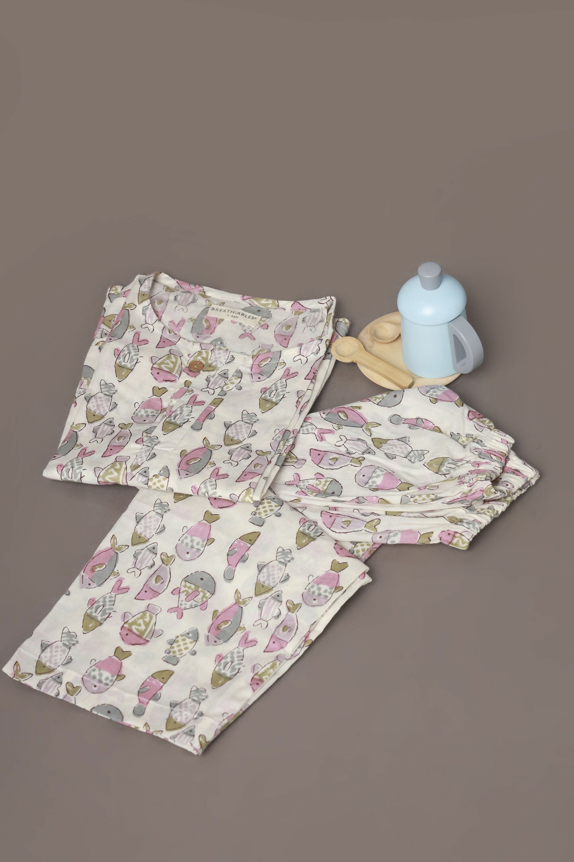 Breathables White & Yellow Tortoise Cotton Nightsuit Set For Kids | Grocsy