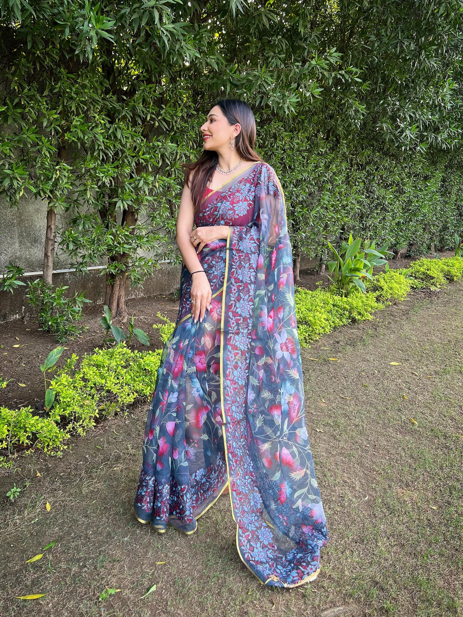 Vamsee Bavari Grey Organza Saree | Grocsy