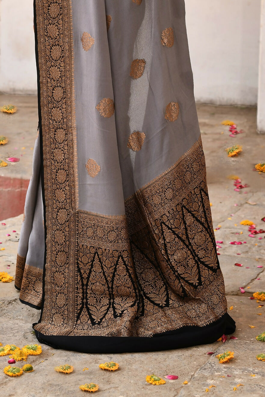 Joban Fashion Grey Crepe Chiffon Pure Handloom Banarasi Silk Saree | Grocsy