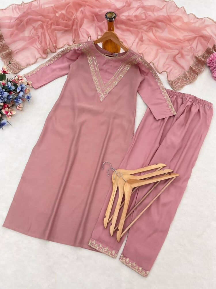 Teeya Creation New Womens Peach Straight Cut Kurta Set with Scalloped Embroidered Organza Dupatta Set | Grocsy