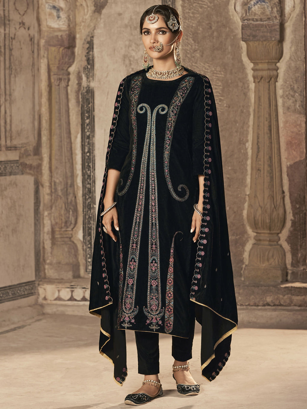 Jyoti Fashion Women's Black Velvet Floral Resham Thread with Jari work Kurta with Trouser & Dupatta | Grocsy