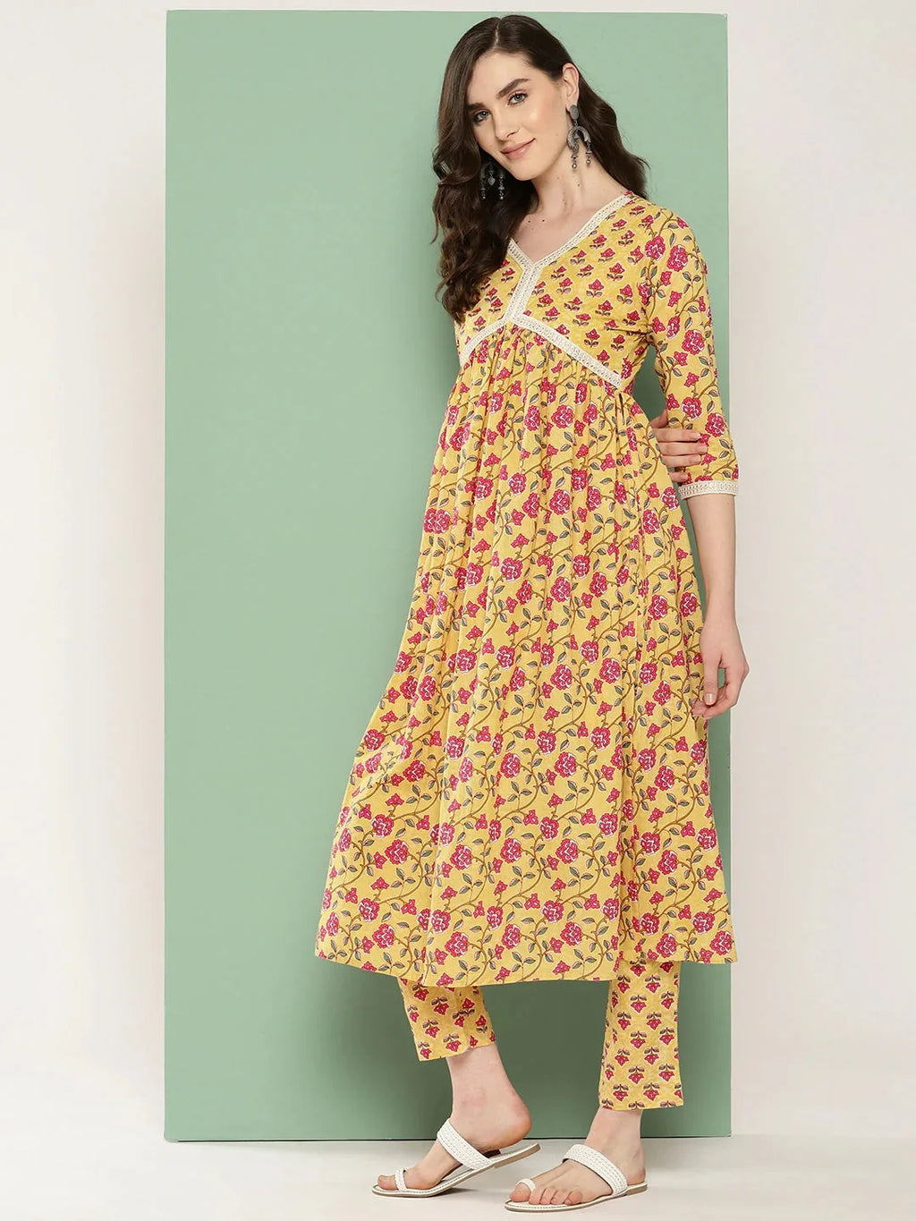 Yufta Yellow Floral Printed Regular Pure Cotton Kurta with Trousers & With Dupatta Set | Grocsy