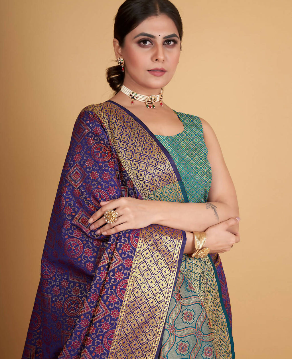 Purple Silk Woven Design Saree With Unstitched Blouse Piece - Akshita | Grocsy