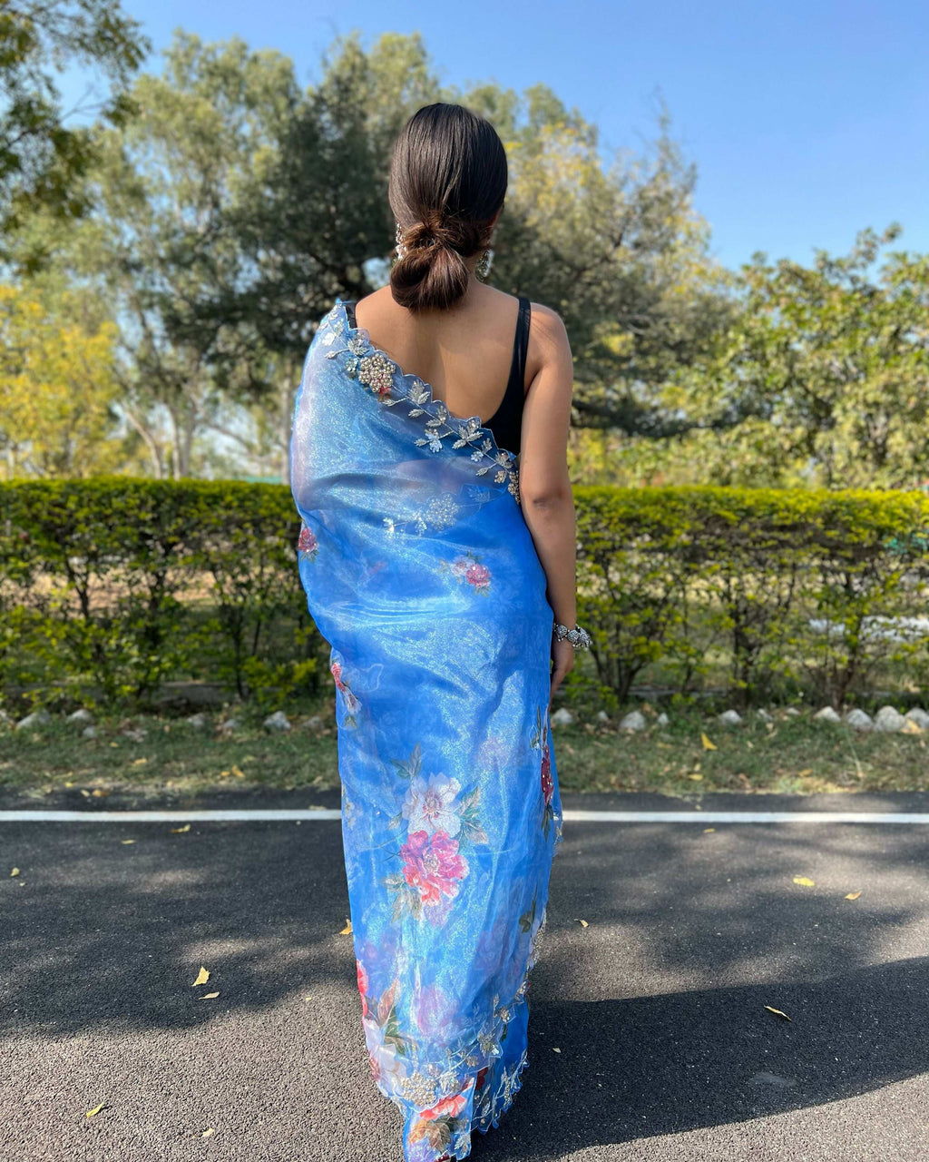 Vamsee Sia Blue Organza Saree | Grocsy
