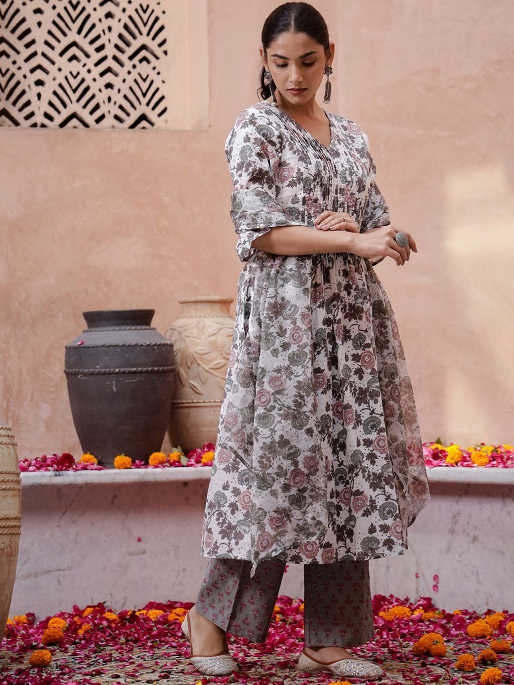 Sangria Off White Floral Printed Pure Cotton Kurta & Trouser With Dupatta | Grocsy