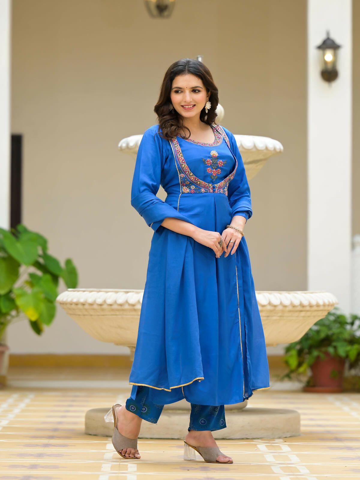Juniper Women's Blue Solid Viscose Kurta Pant With Dupatta Set With Thread & Mirror Work | Grocsy