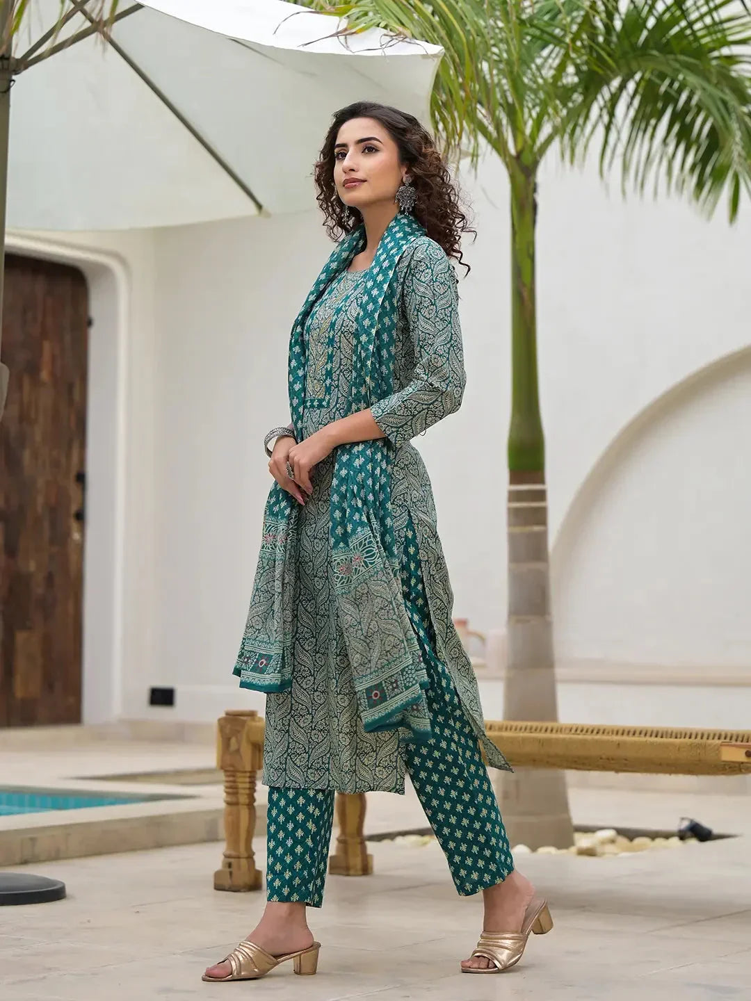 Yufta Yufta Embroidered Printed Teal Green Cotton Kurta Set With Dupatta Set | Grocsy