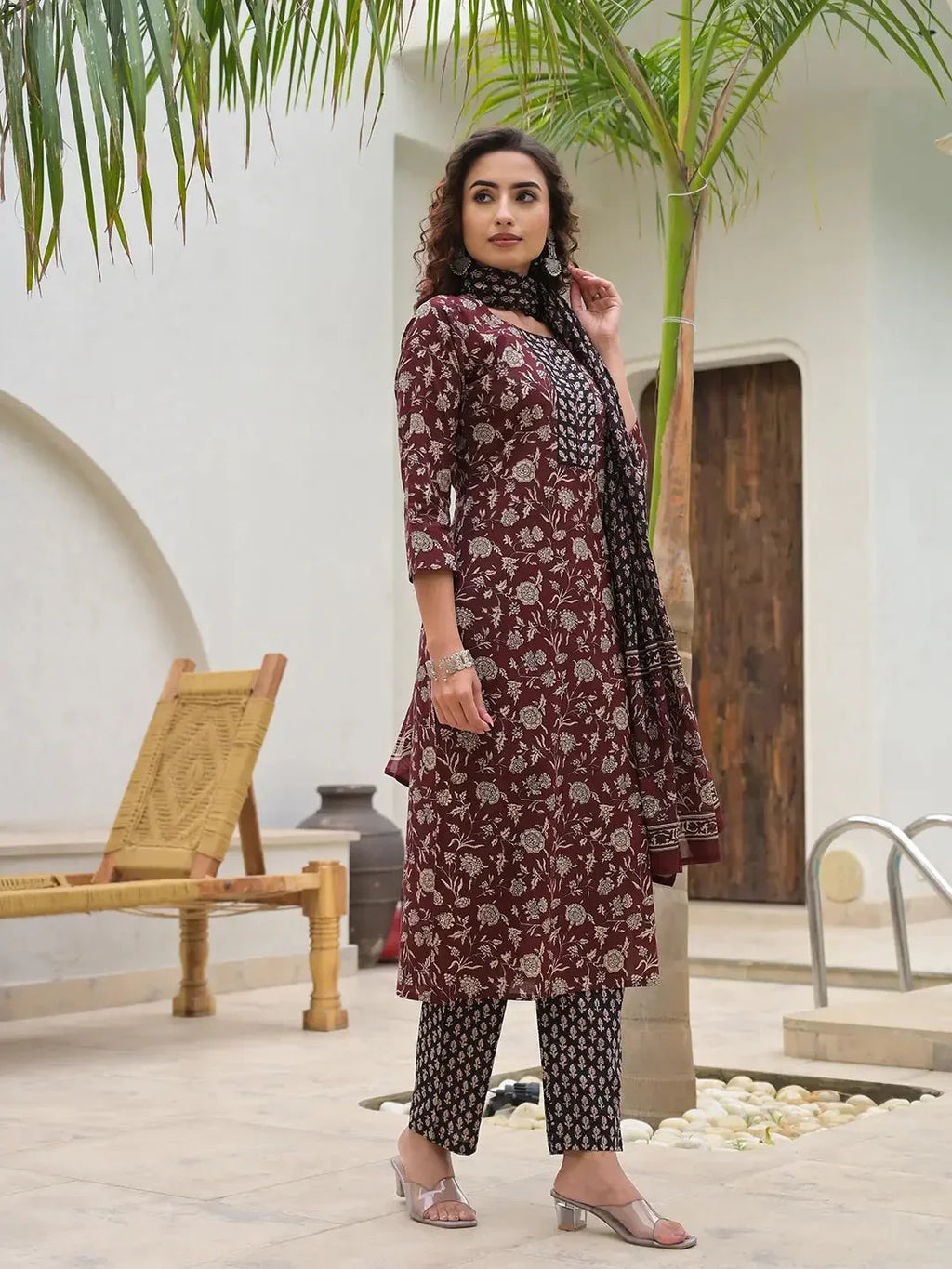 Yufta Yufta Piping On Yoke Floral Print Maroon Cotton Kurta Set With Dupatta Set | Grocsy