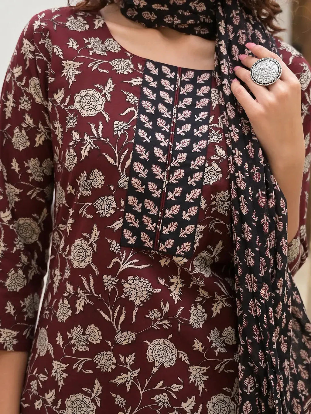 Yufta Yufta Piping On Yoke Floral Print Maroon Cotton Kurta Set With Dupatta Set | Grocsy