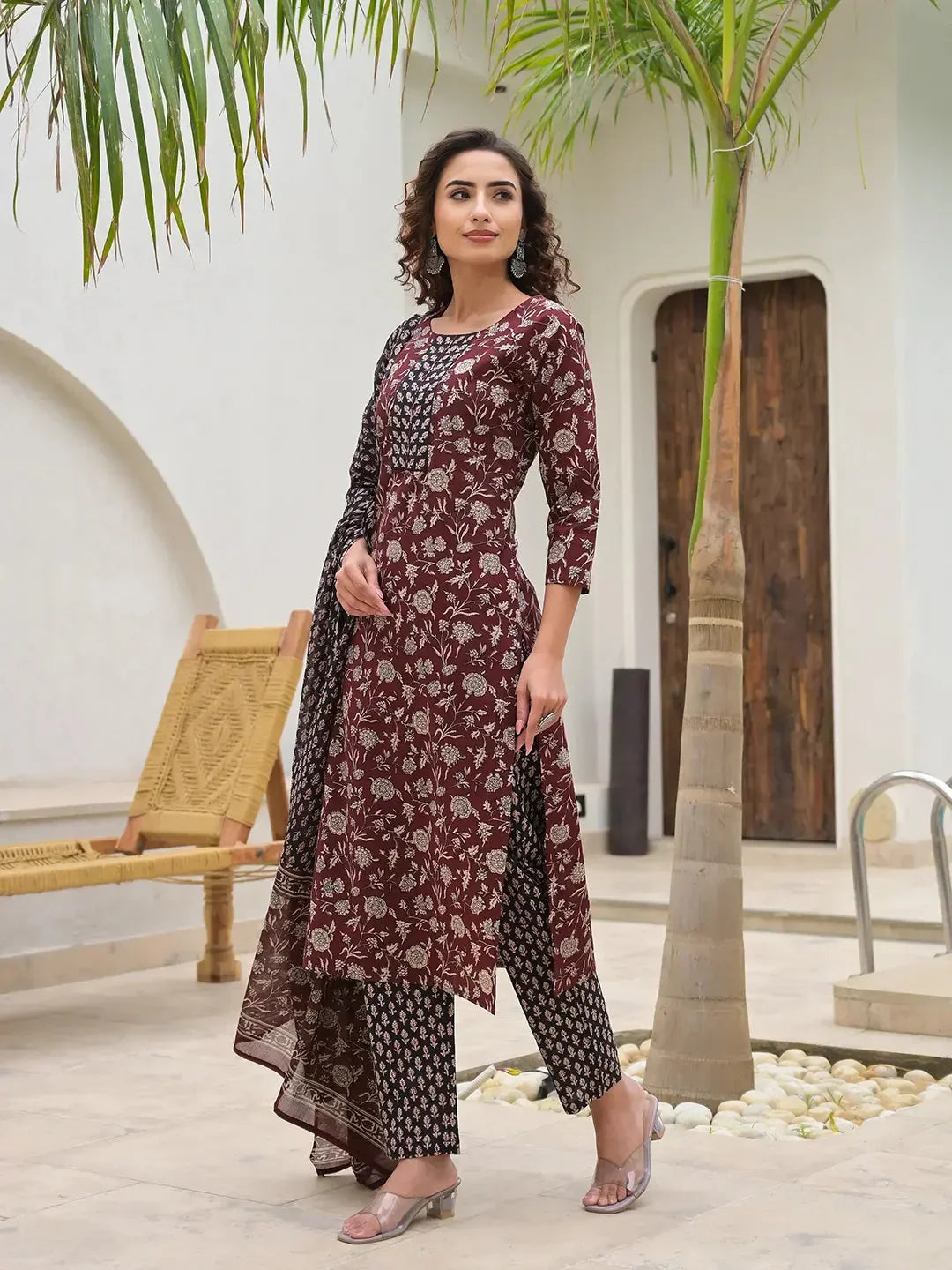 Yufta Yufta Piping On Yoke Floral Print Maroon Cotton Kurta Set With Dupatta Set | Grocsy