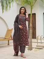 Yufta Yufta Piping On Yoke Floral Print Maroon Cotton Kurta Set With Dupatta Set | Grocsy