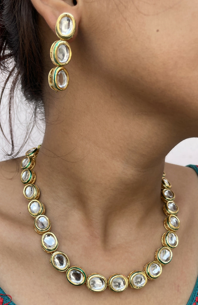 Joban Fashion Hand Made High Quality Gold Plated Base Metal Alloy Kundan Stone Studded Kundan Jewellery Set | Grocsy
