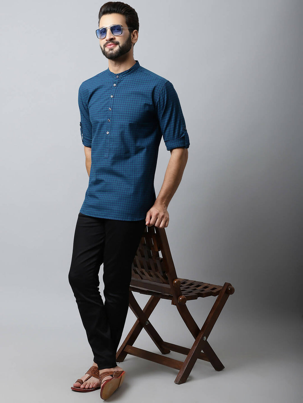 Even Apparels Navy blue Color Pure Cotton Men's Kurta With Side Placket (CHK1056) | Grocsy