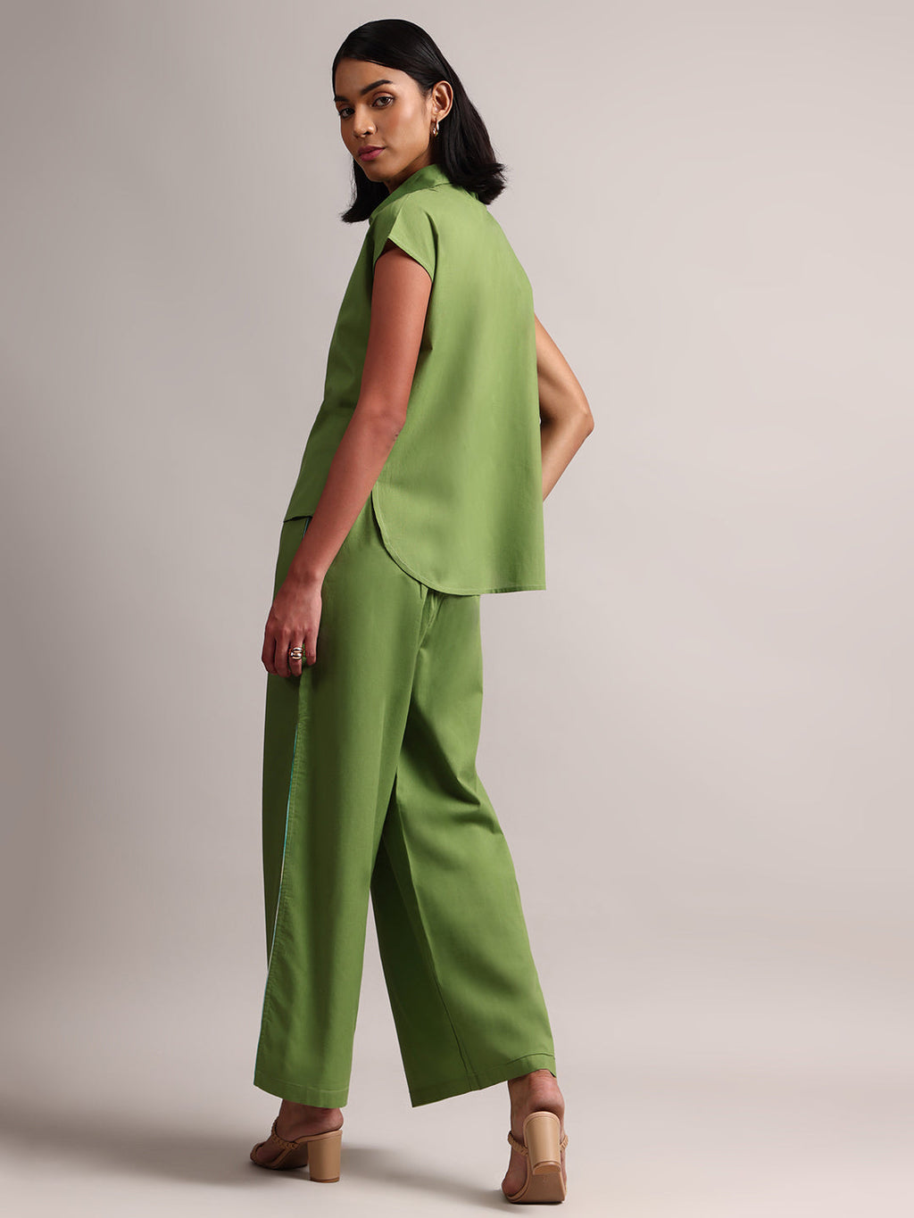 Zaccai Women's Green Cambric Solid Co-Ords | Grocsy