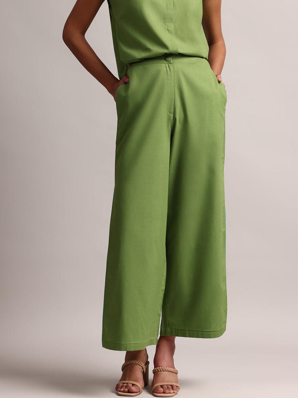 Zaccai Women's Green Cambric Solid Co-Ords | Grocsy