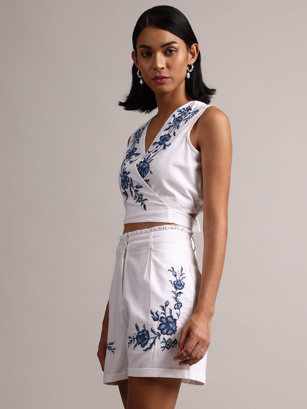 Zaccai Women's White Cambric Embroidered Co-Ords | Grocsy