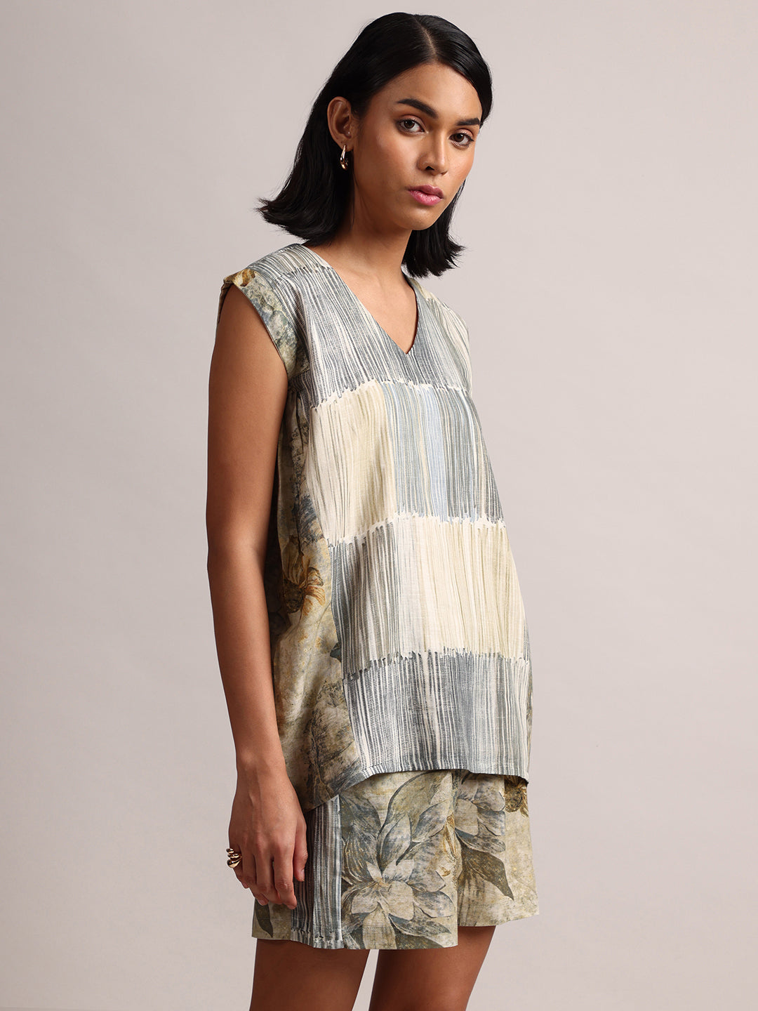 Zaccai Women's Grey Linen Striped Co-Ords | Grocsy