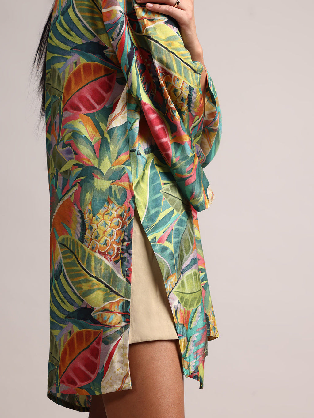 Zaccai Women's Green Muslin Tropical Shrug | Grocsy