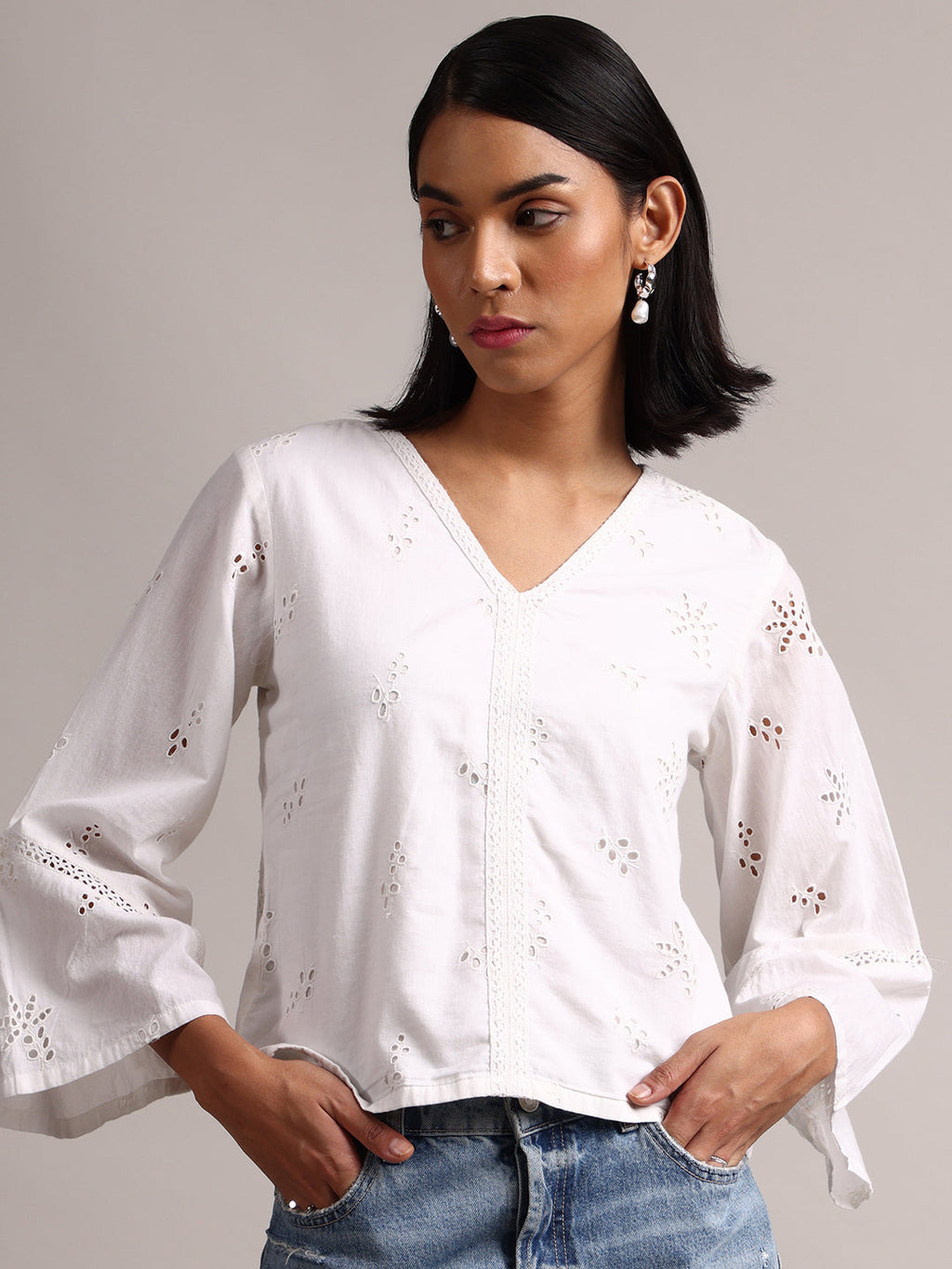 Zaccai Women's White Cambric Schiffli Top | Grocsy