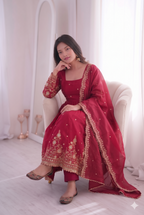 Teeya Creation Womens New Latest Trendy Elegant Red Embroidered Anarkali Suit Set with Scalloped Dupatta | Grocsy