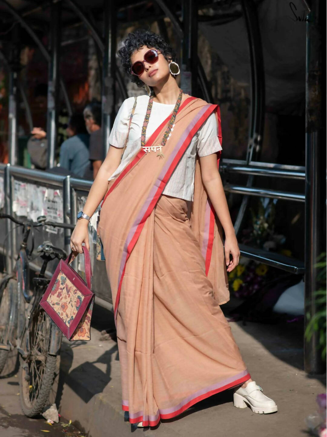 Suta Beige Solid Mul Cotton Saree | Grocsy