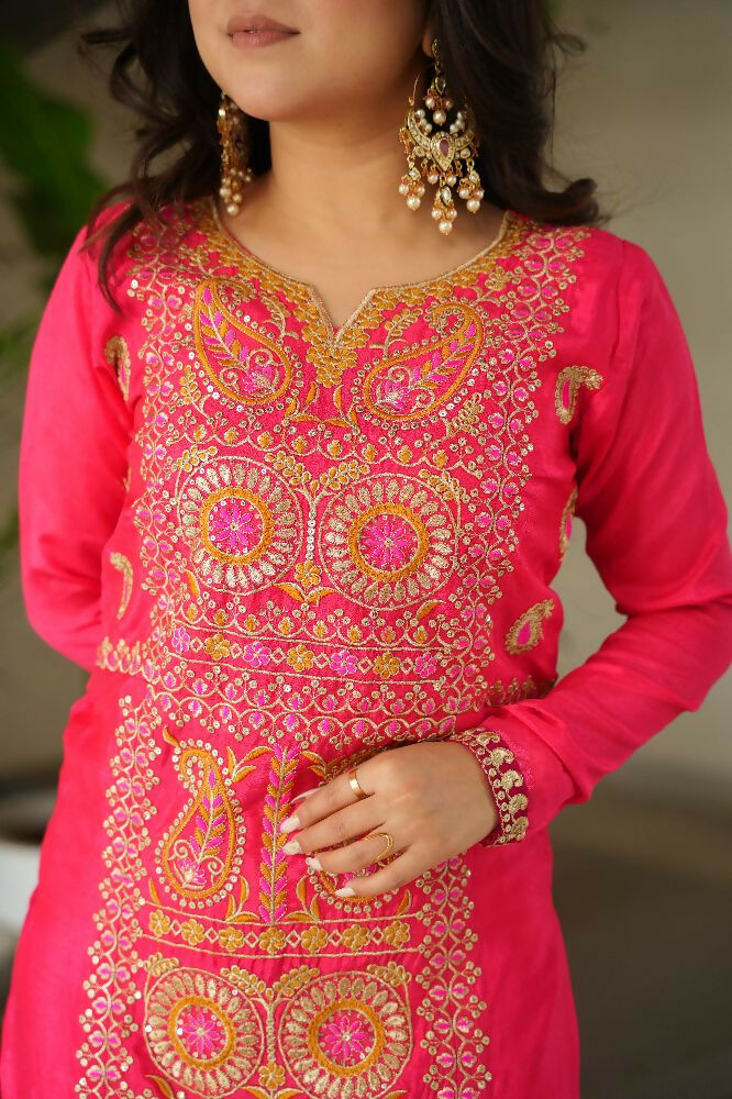 Joban Fashion Gajri Kurta Set Silk Sequins , Zari, Coding & Thread Embroidered work | Grocsy
