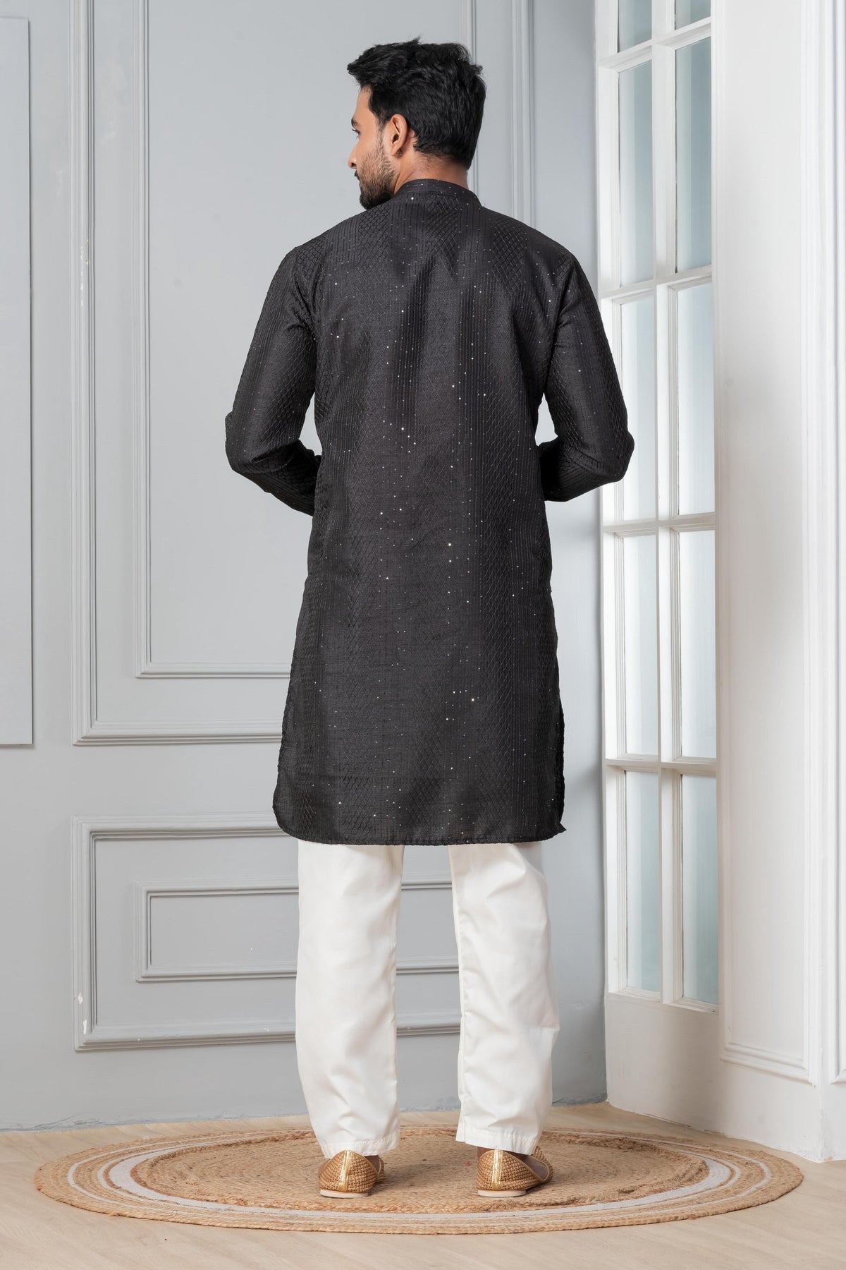 Zavaya Men Black Embroidery Silk Kurta | Grocsy
