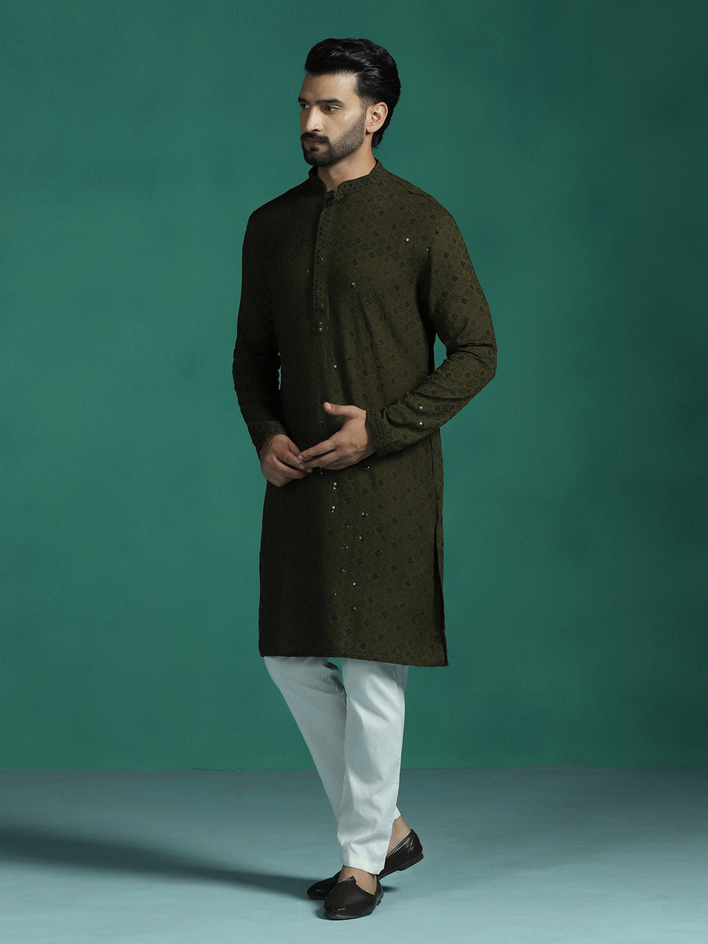 Zavaya Men Olive Embroidery Cotton Blend Kurta | Grocsy