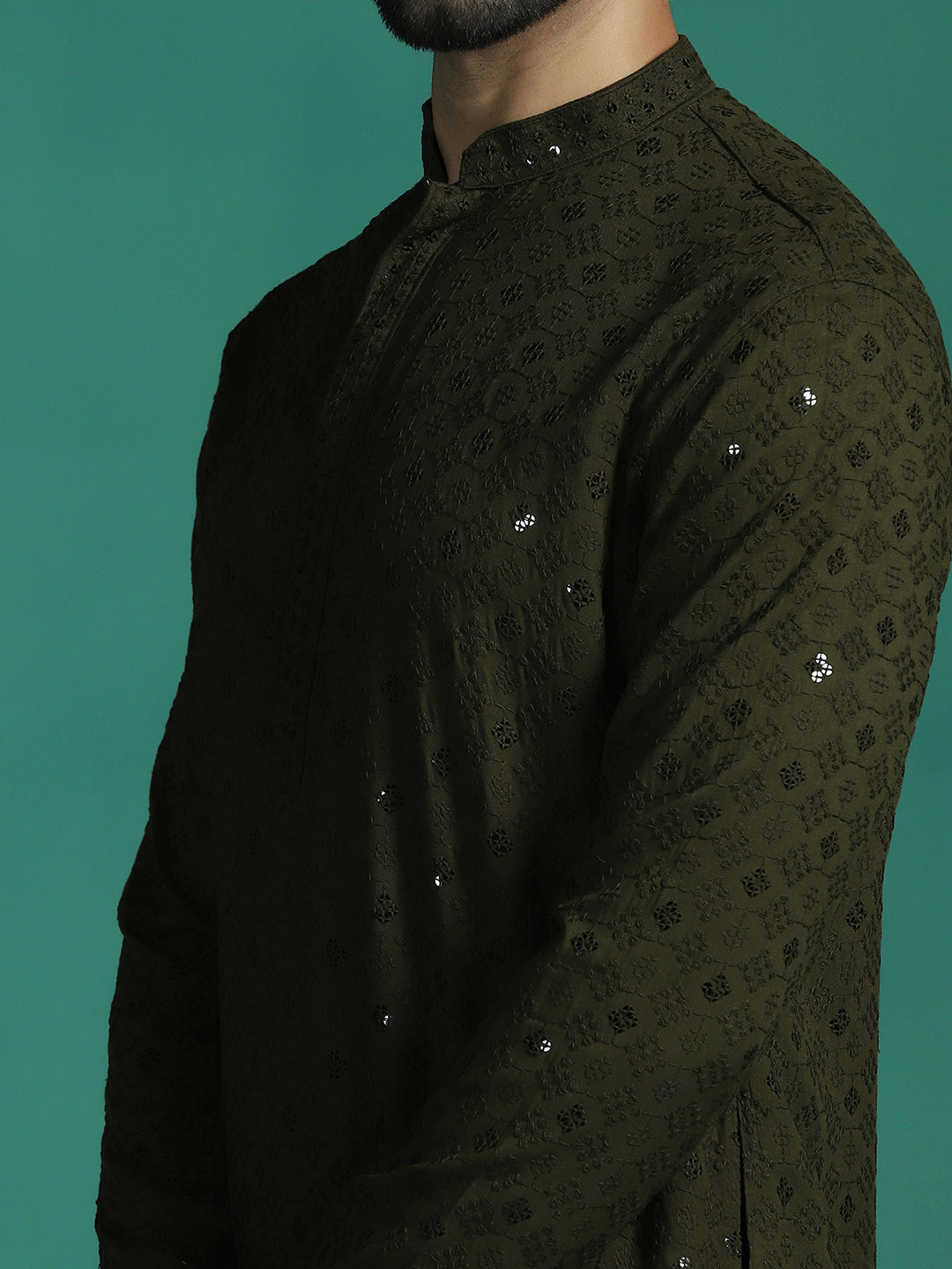 Zavaya Men Olive Embroidery Cotton Blend Kurta | Grocsy