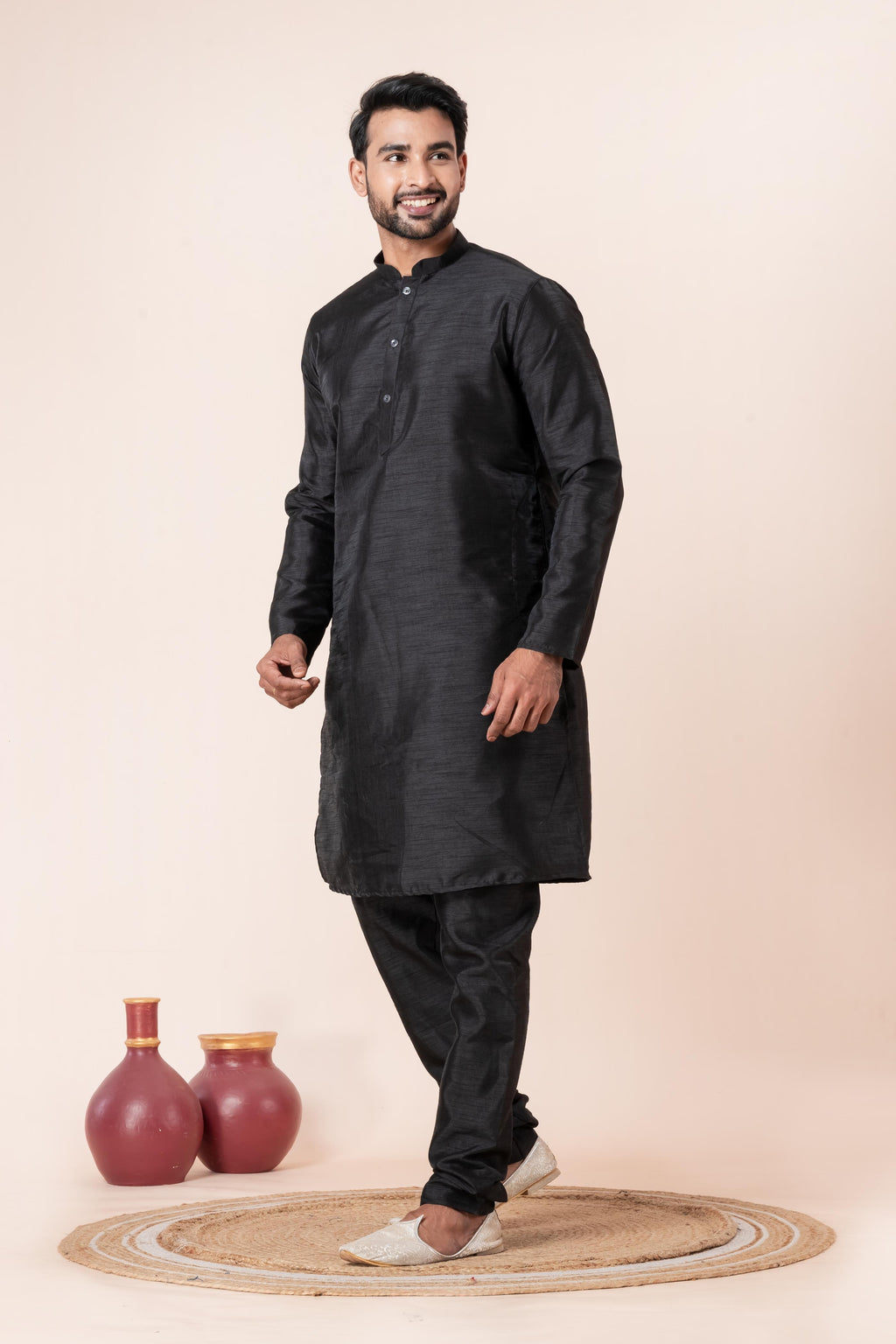 Zavaya Men Black Solid Banarasi Silk Kurta | Grocsy
