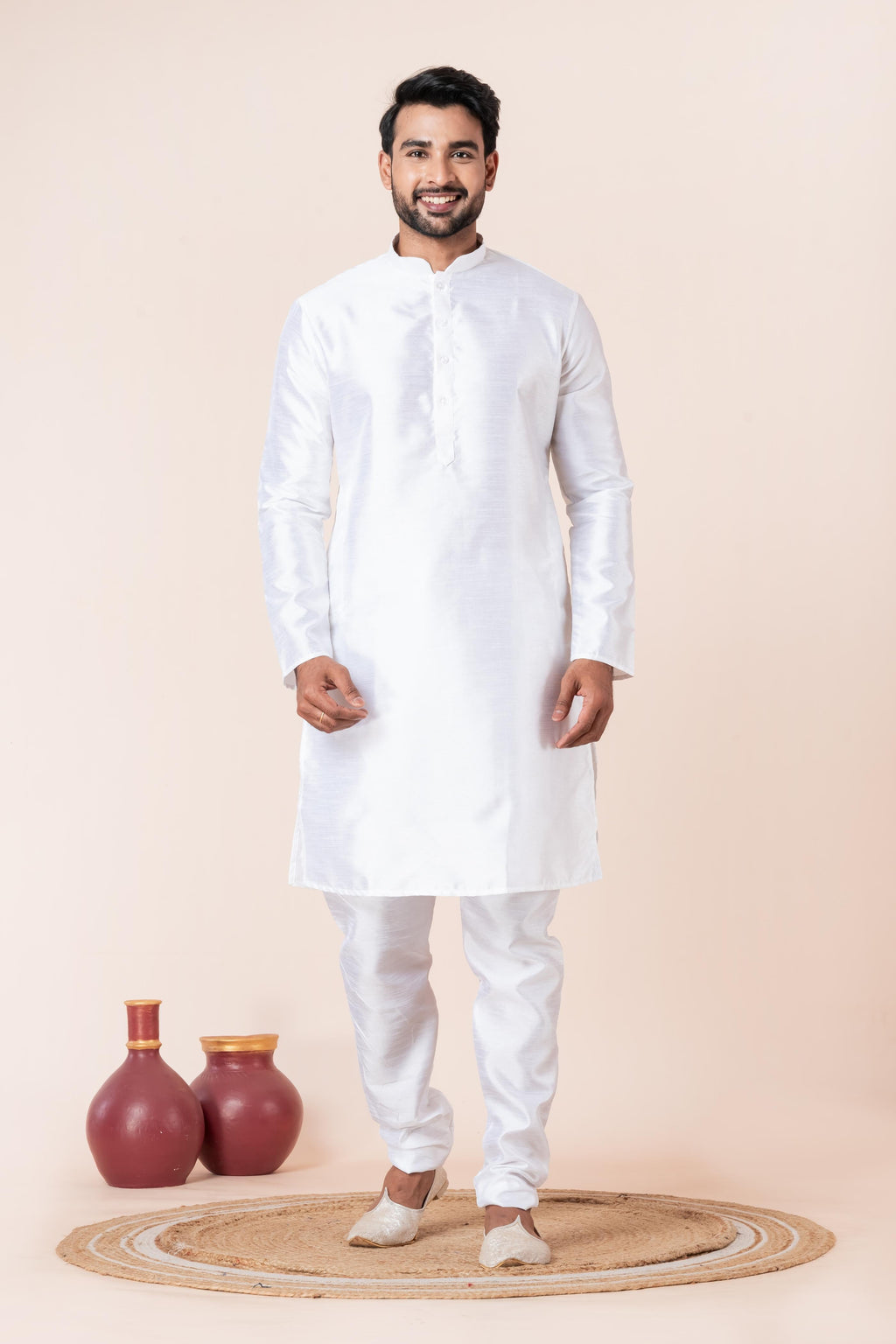 Zavaya Men White Solid Banarasi Silk Kurta | Grocsy