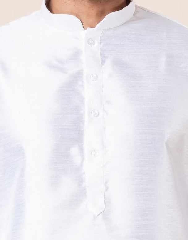 Zavaya Men White Solid Banarasi Silk Kurta | Grocsy