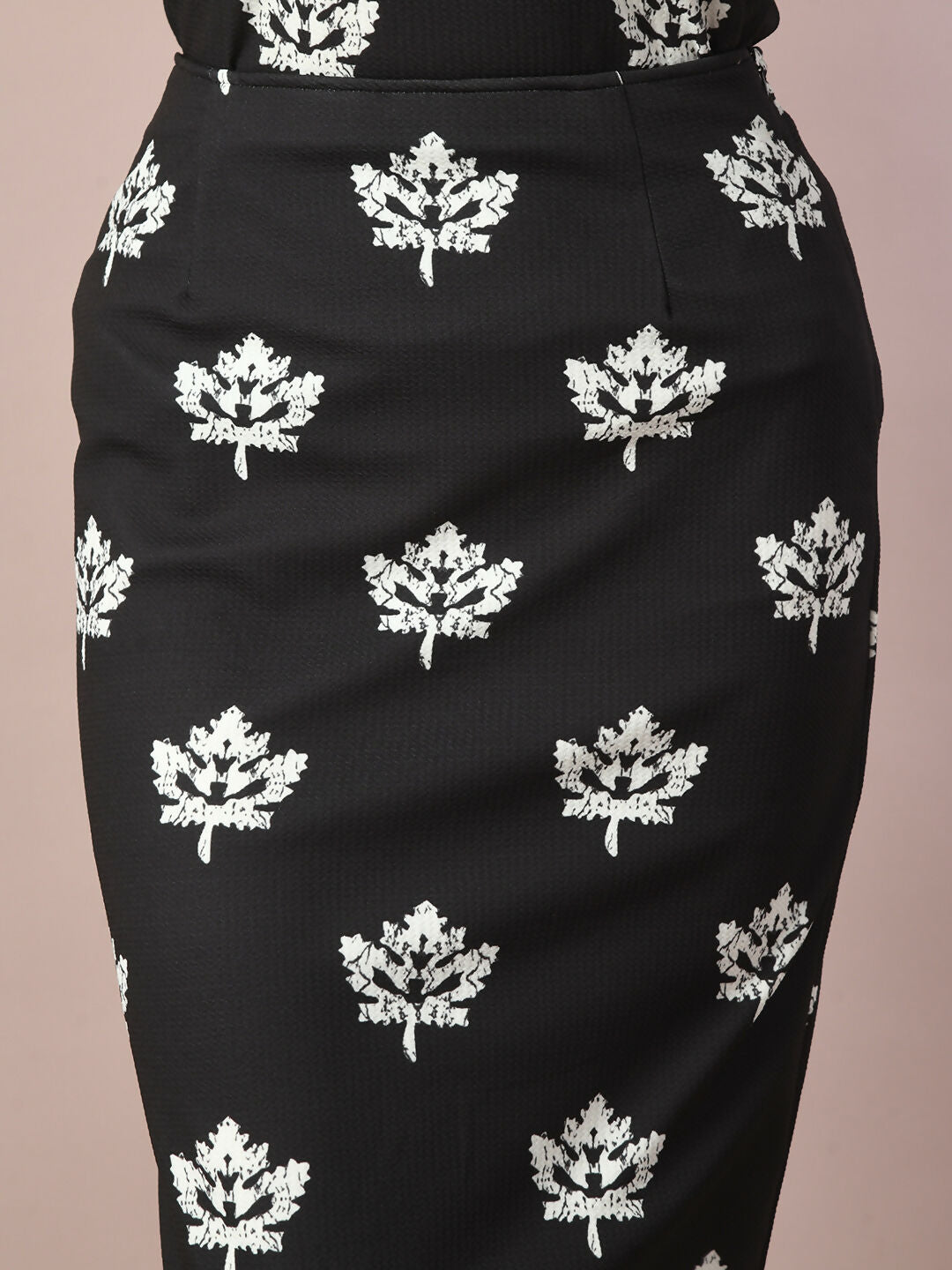Myshka Women's Black Printed Knee Length Party Embellished Skirts | Grocsy