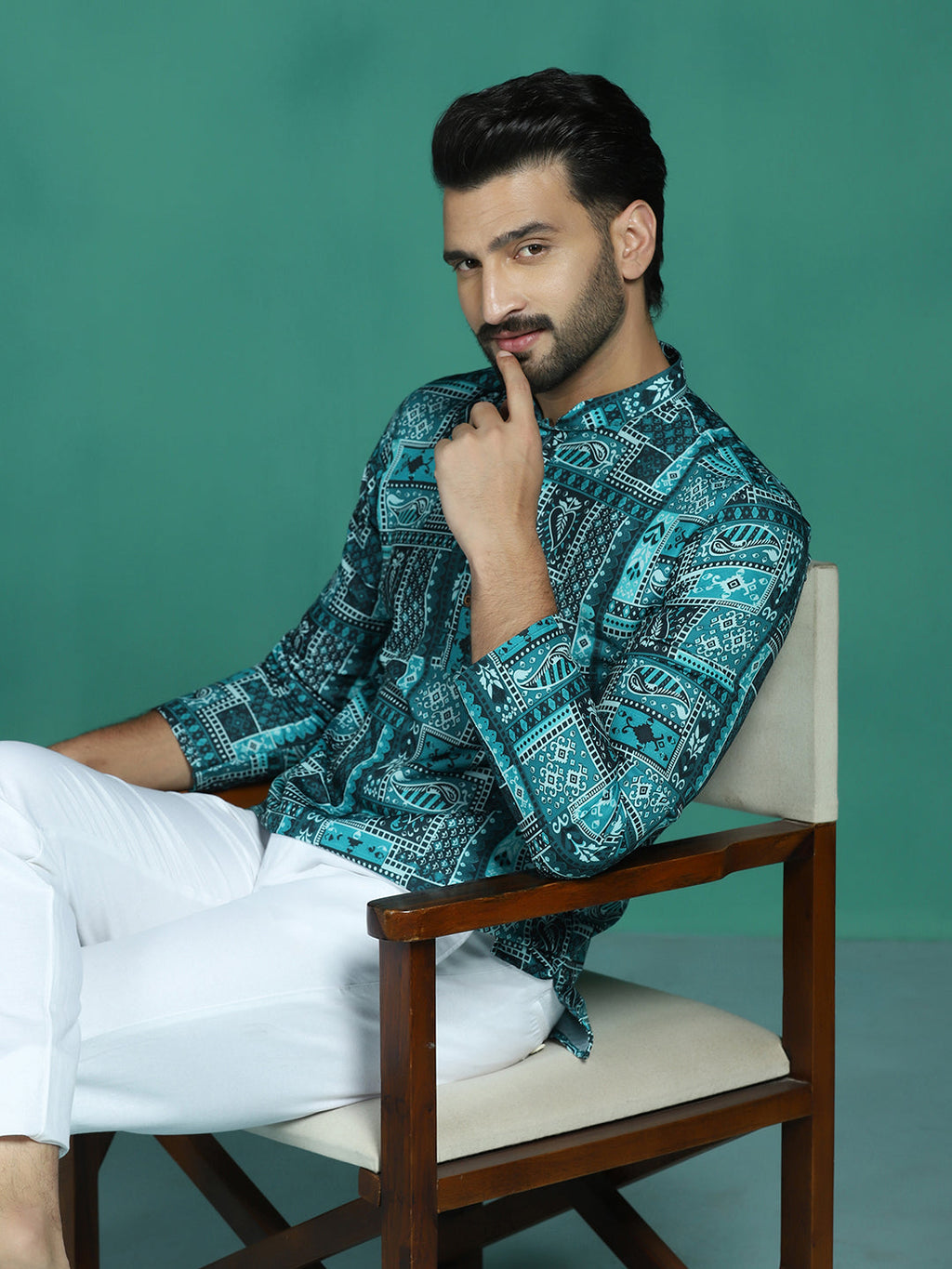 Zavaya Green Geometric Ethnic Print Rayon Short Kurta for Men | Grocsy