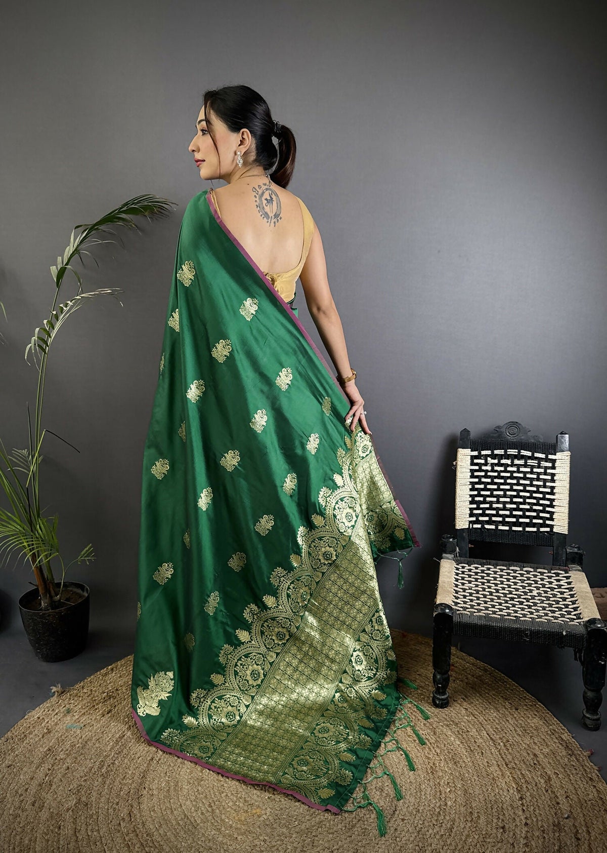 Joban Fashion Dark Green Banarasi Lichi Silk Gold Zari Meena Saree | Grocsy