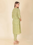 Aramya Straight Soft Cotton Floral Print Women's Kurta - Green | Grocsy