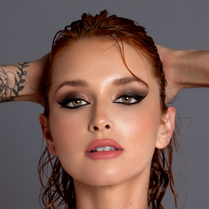 Natasha Moor Molten Matte Liquid Lipstick - Gratitude | Grocsy