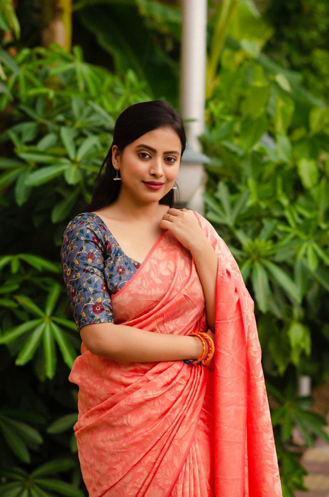 Pink Jute Silk Woven Design Saree with Unstitched Blouse - A2M | Grocsy