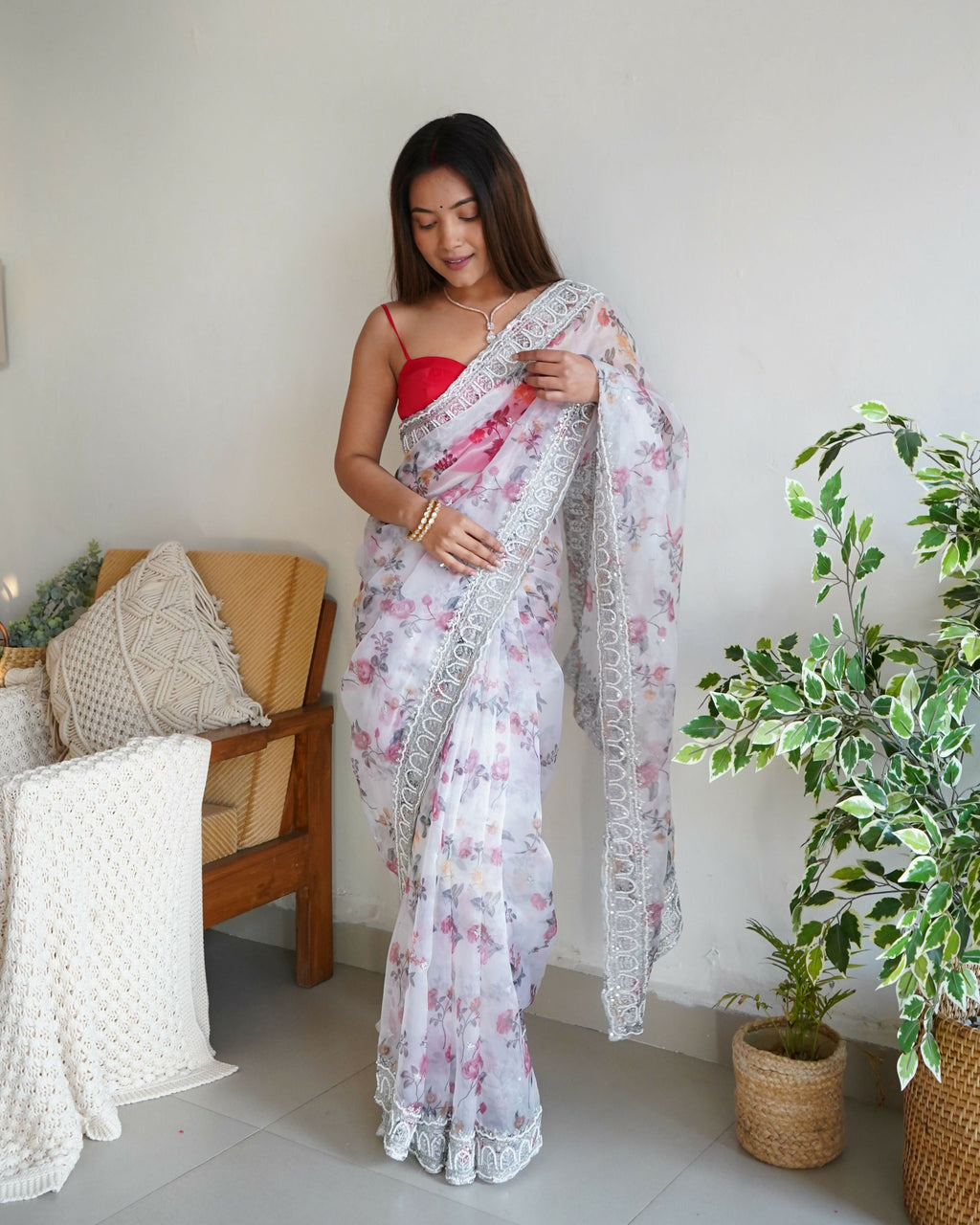 Vamsee Ferry White Organza Saree | Grocsy