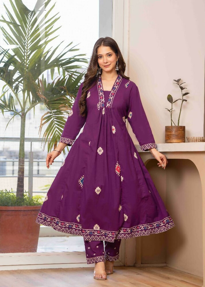 Jaimini Women Cotton Printed V-Neck 3/4 Sleeves Calf Length Flared Kurta Pant And Dupatta Set | Grocsy