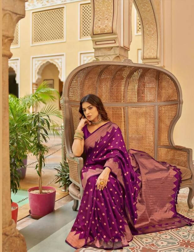 DEIANA'S Beautiful Designer Golden zari Soft Lichi Silk Saree - Pink | Grocsy