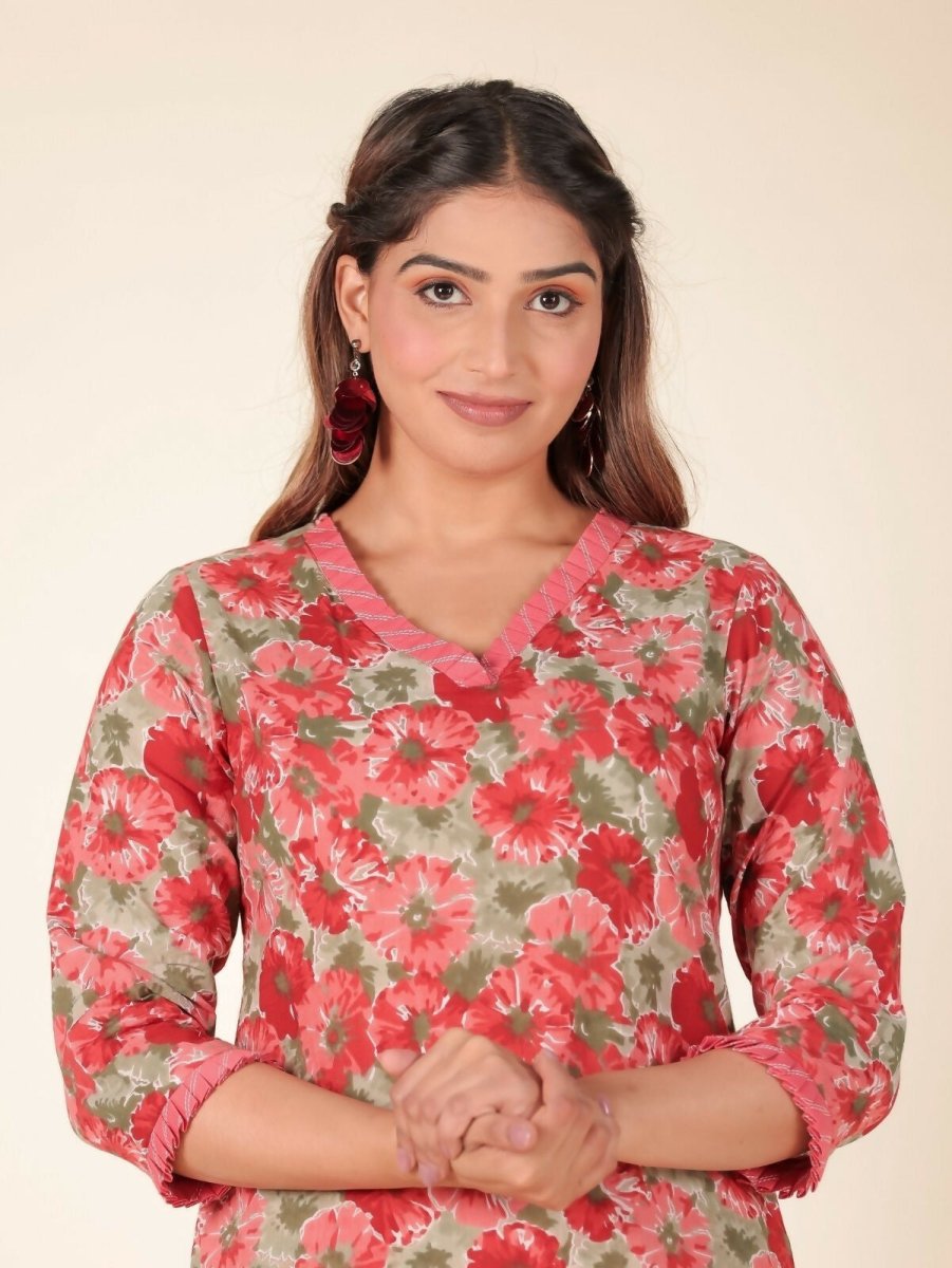 Aramya Red Soft Cotton Floral Panelled Kurta for Women | Grocsy