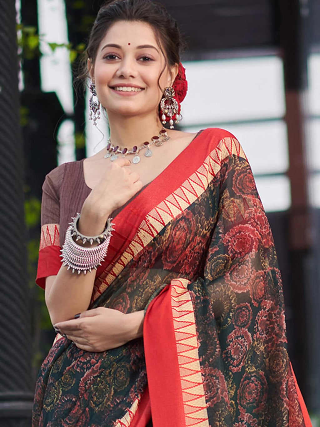 Saree Mall Floral Printed Linen Blend Block Print Sarees | Grocsy