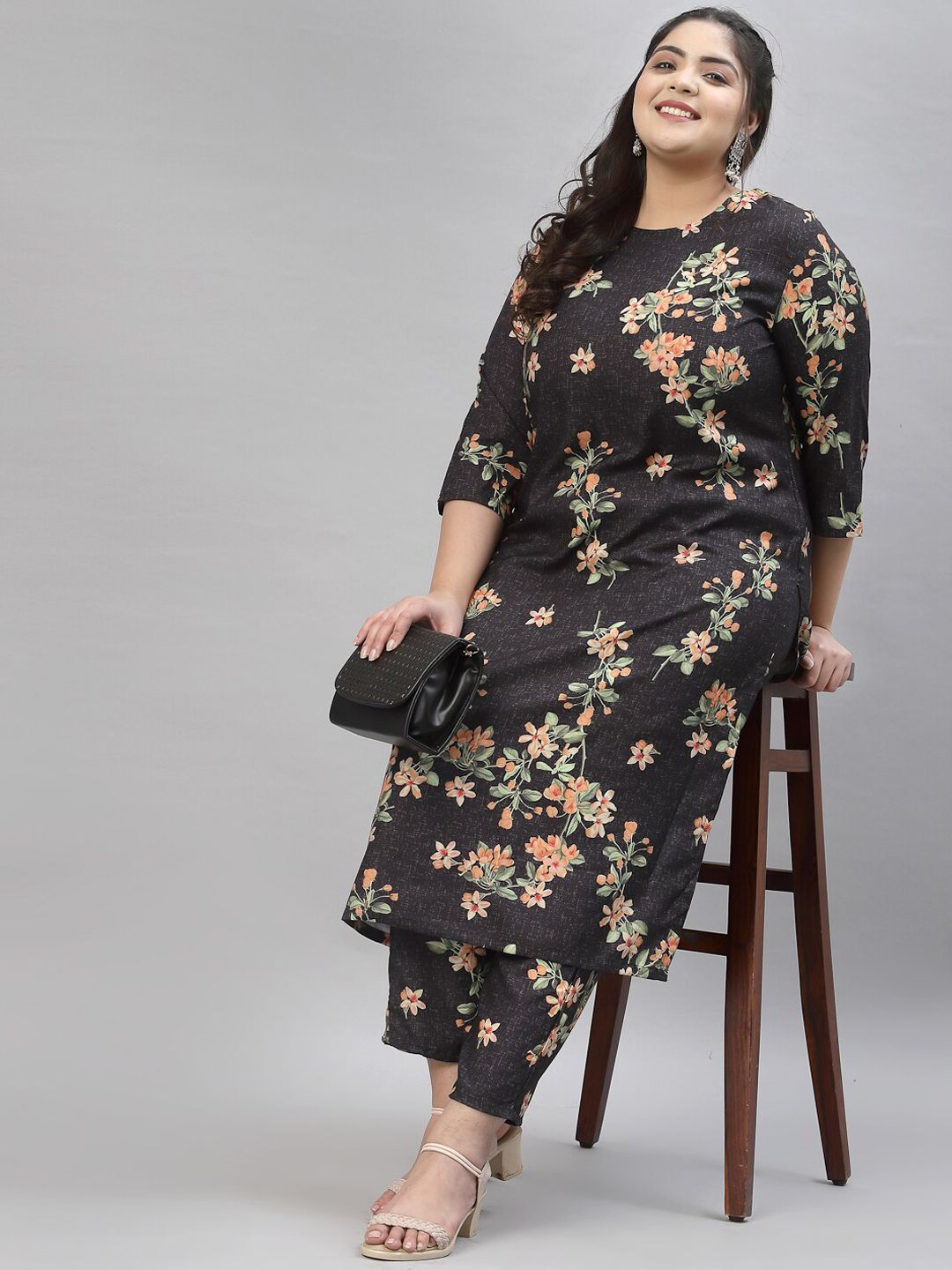 Sztori Plus Size Black Floral Printed Round Neck Straight Kurta with Trousers | Grocsy